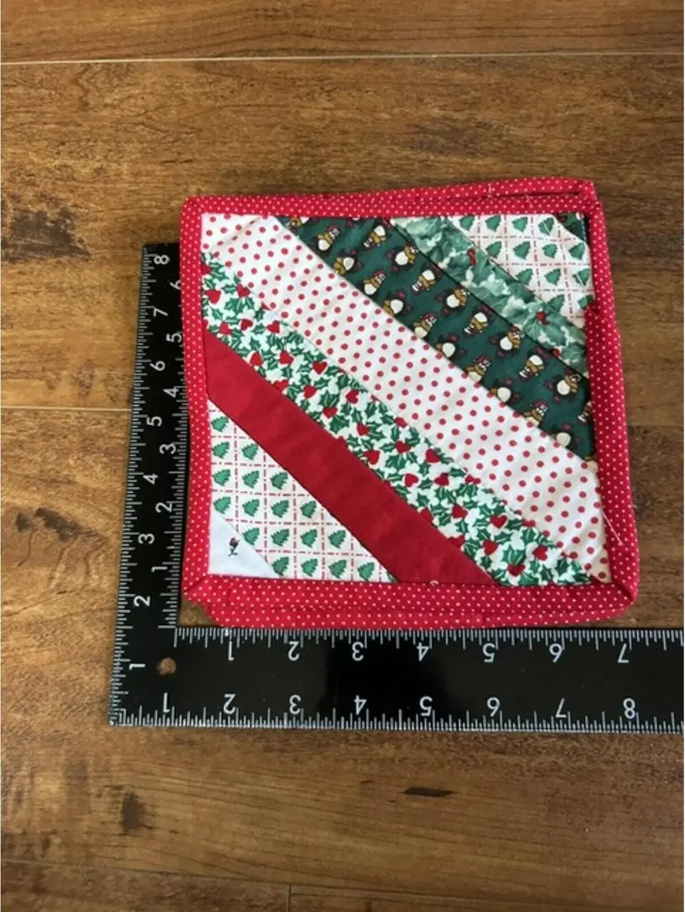 Set of 2 Handmade Quilted Christmas Pot Holders